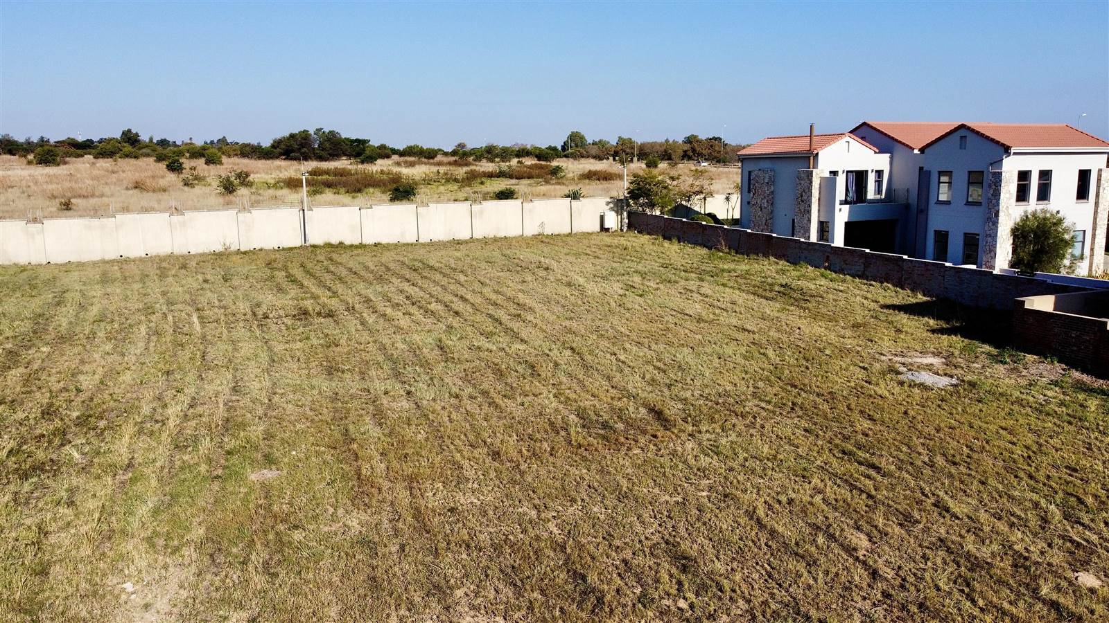 961 m² Land available in Copperleaf photo number 2