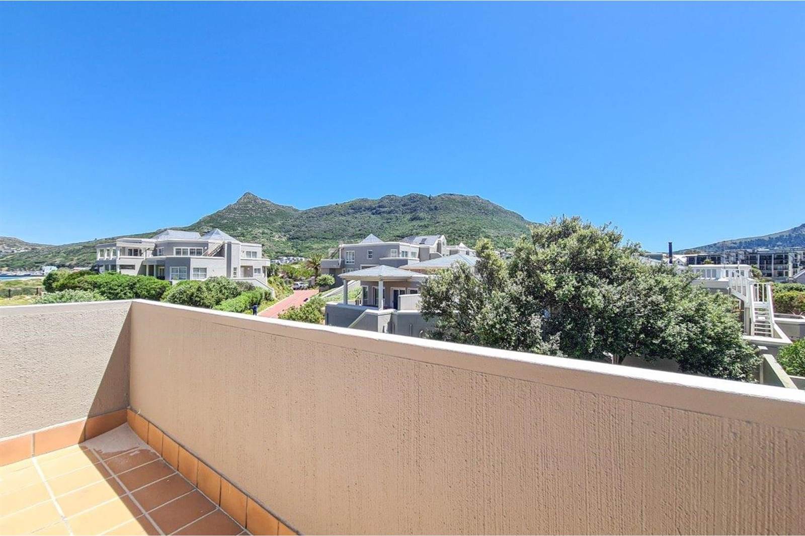 3 Bed Townhouse in Hout Bay and surrounds photo number 16