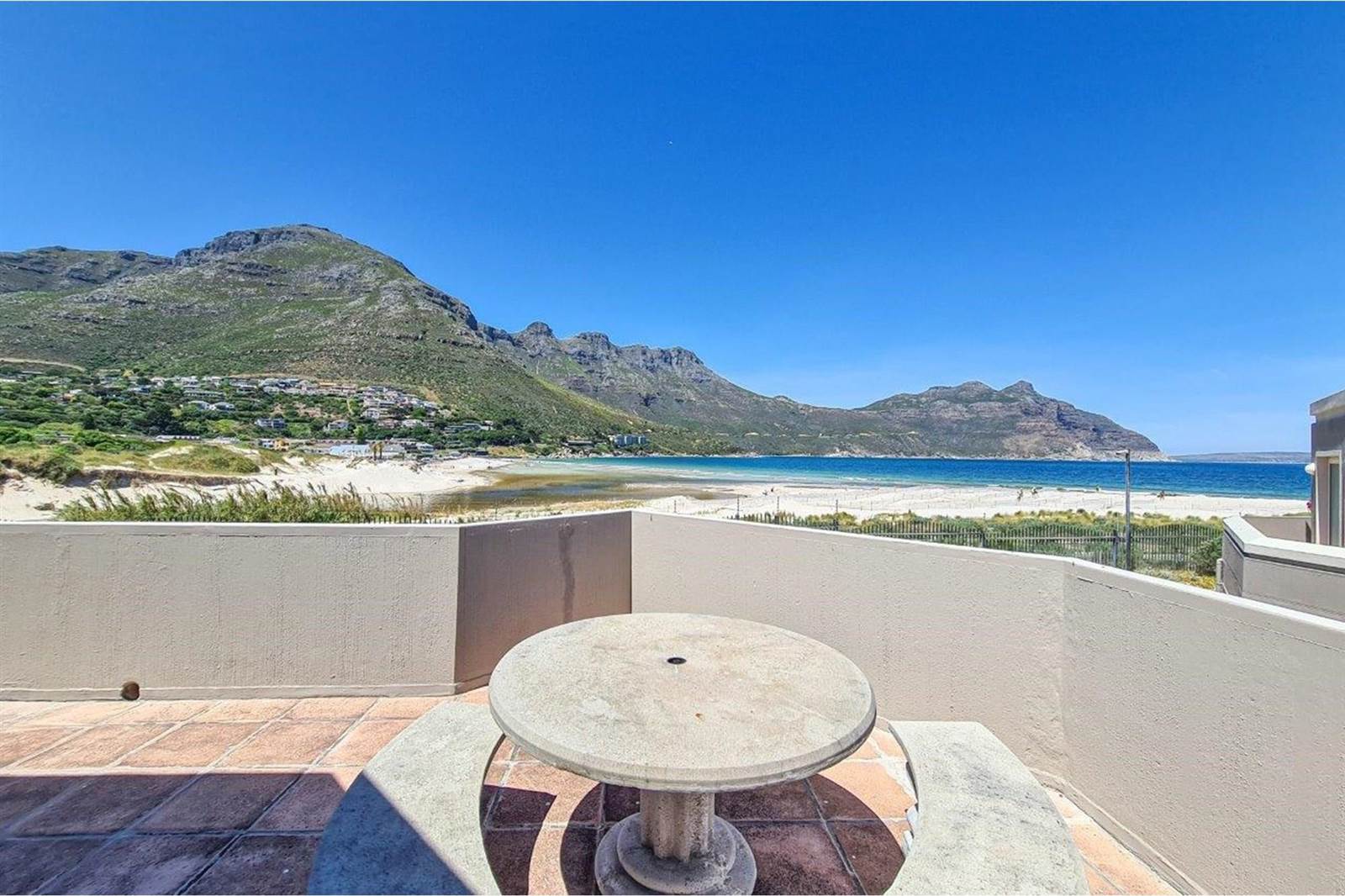 3 Bed Townhouse in Hout Bay and surrounds photo number 5