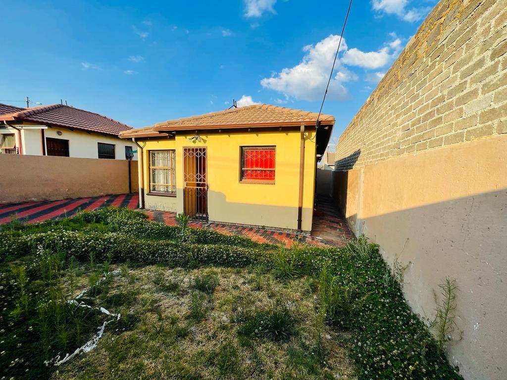 2 Bed House in Kaalfontein photo number 14