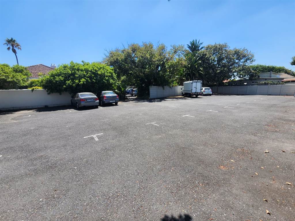 989  m² Commercial space in Claremont photo number 13