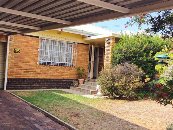 3 Bedroom House 3 Bedroom House