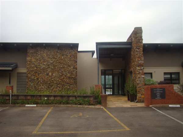 343  m² Commercial space in Montrose
