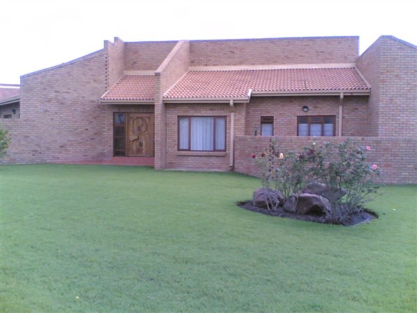 3 Bed House in Oranjeville