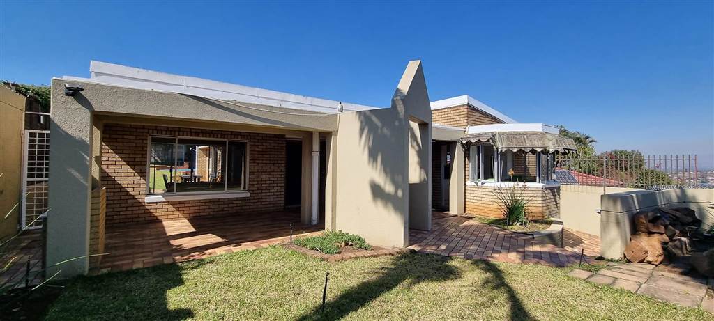 3 Bed House in Allandale photo number 4