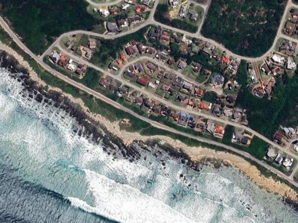 753 m² Land available in Beachview