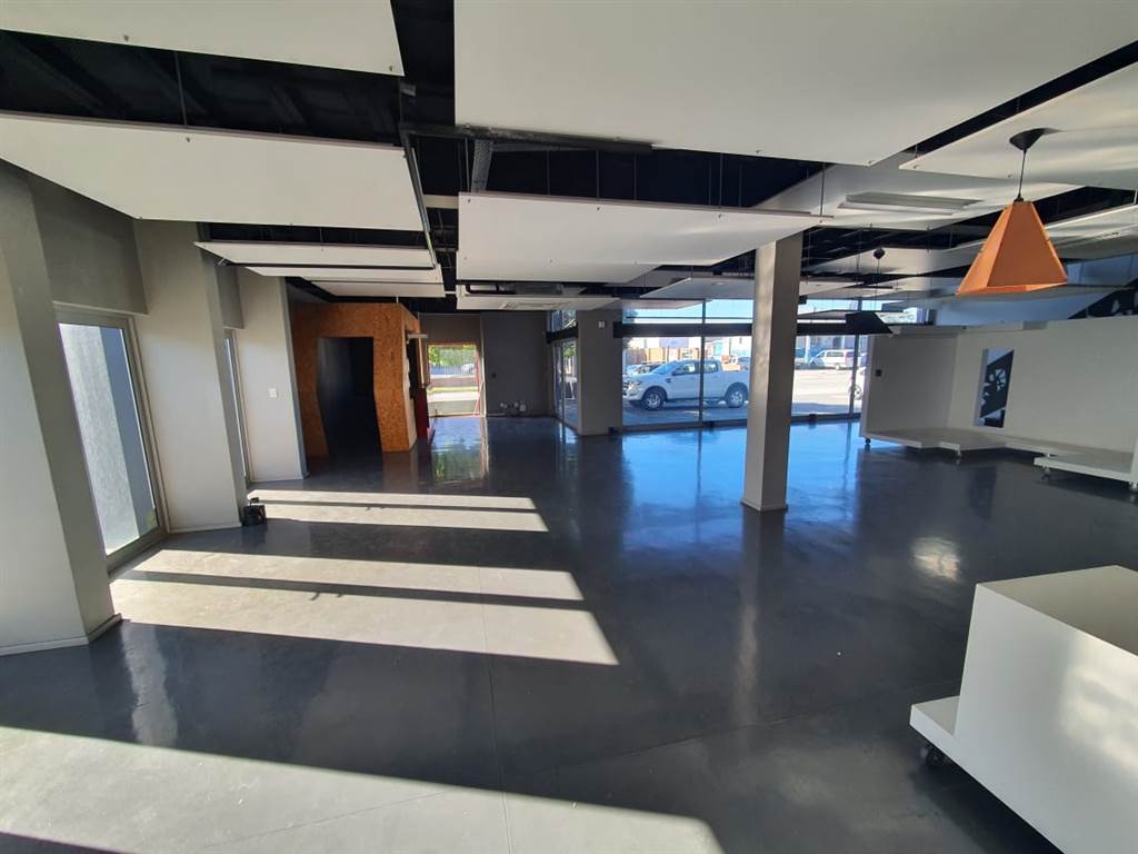 662  m² Commercial space in Newton Park photo number 21