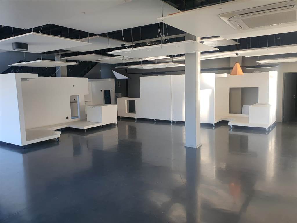 662  m² Commercial space in Newton Park photo number 14