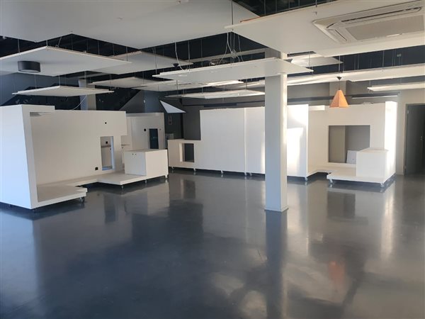 662  m² Commercial space in Newton Park