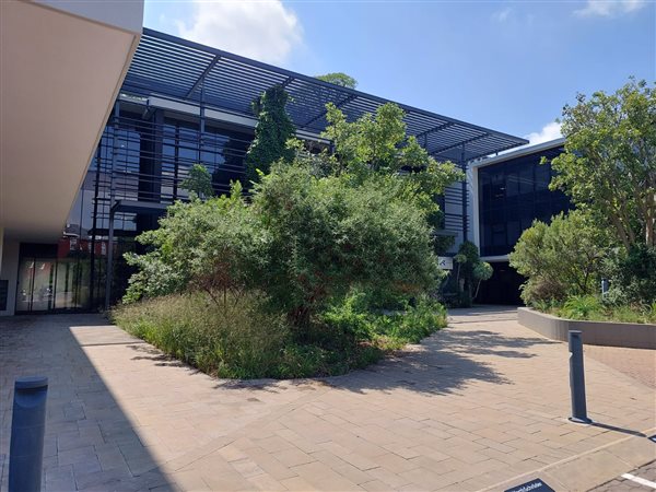 800.799987792969  m² Commercial space in Bryanston