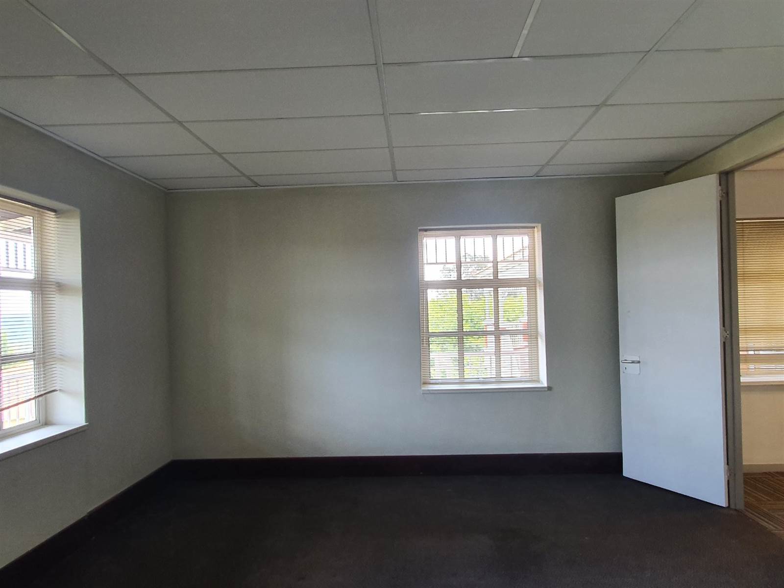470  m² Commercial space in Bryanston photo number 9
