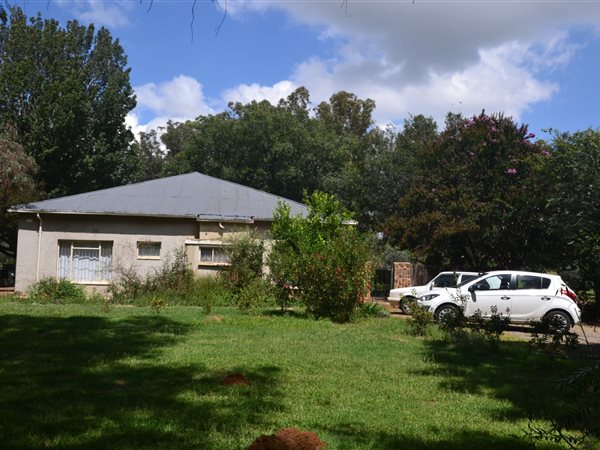 3 Bedroom House 3 Bedroom House