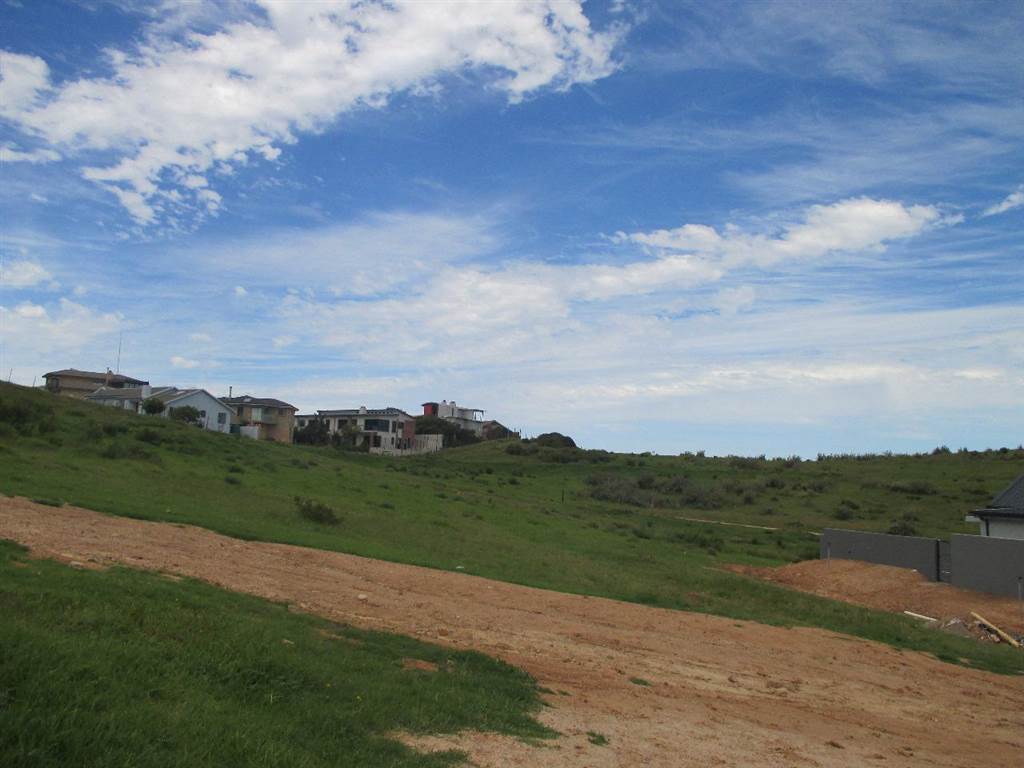 490 m² Land available in Hartenbos photo number 4