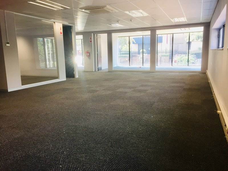 360  m² Office Space in Parktown photo number 21
