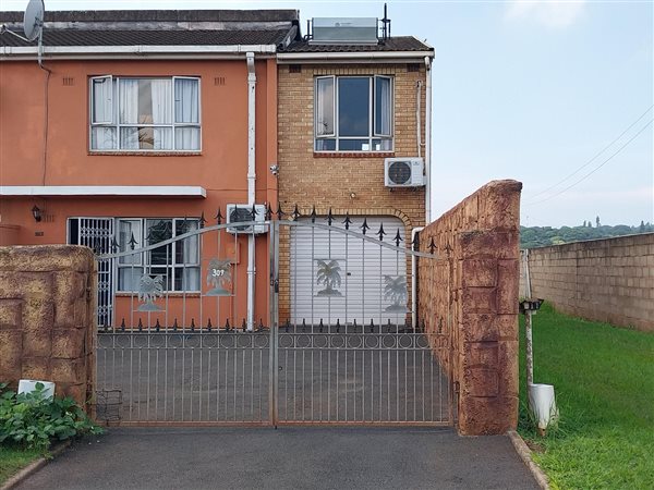 4 Bedroom Townhouse 4 Bedroom Townhouse