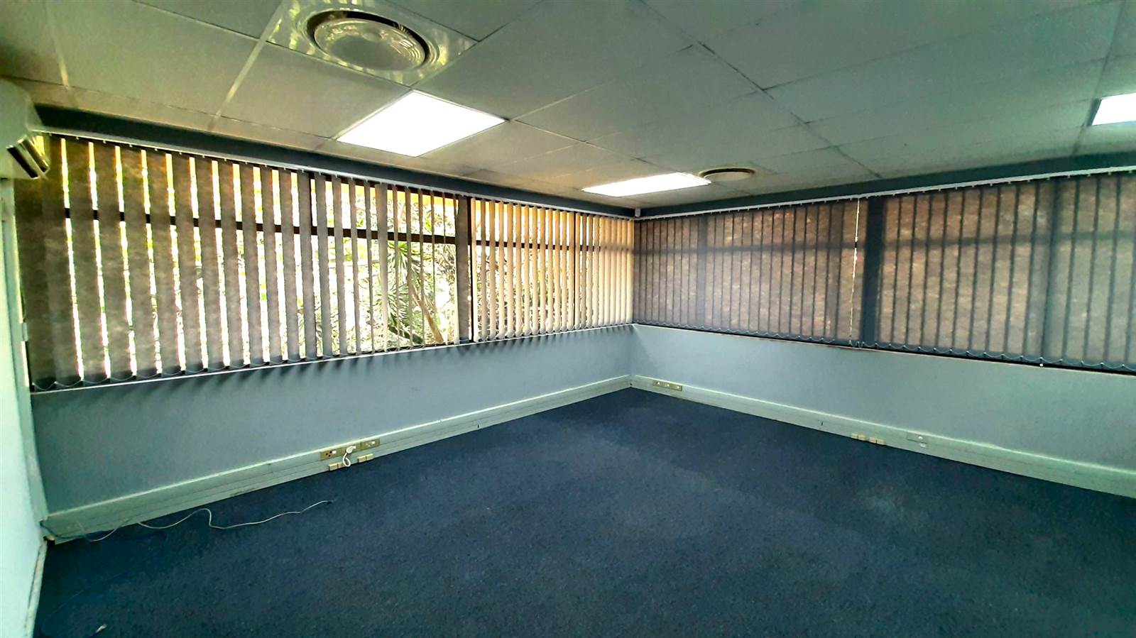 220  m² Commercial space in Westville photo number 5