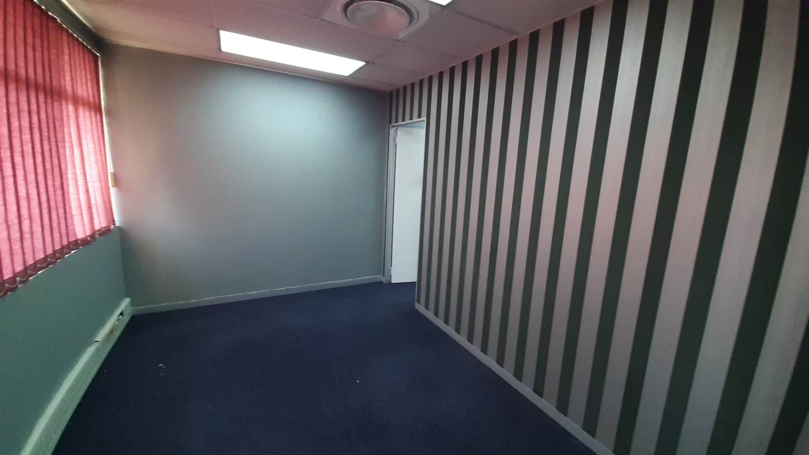 220  m² Commercial space in Westville photo number 12