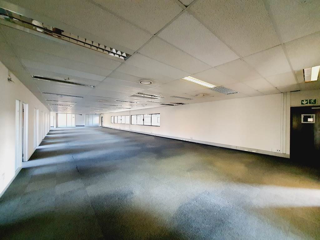 1154  m² Commercial space in Halfway House photo number 9