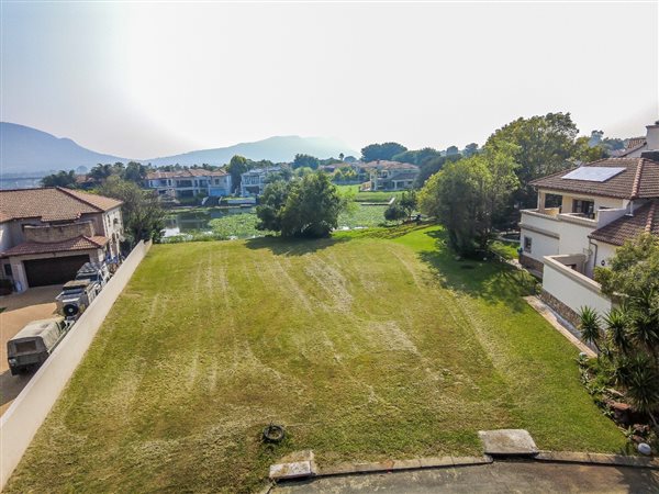 902 m² Land 902 m² Land