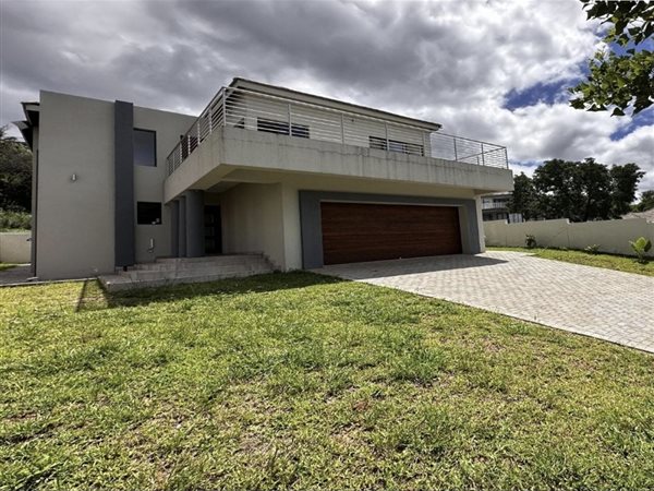 6 Bedroom House 6 Bedroom House