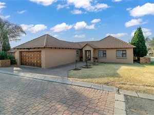 4 Bed House in Greenstone Hill