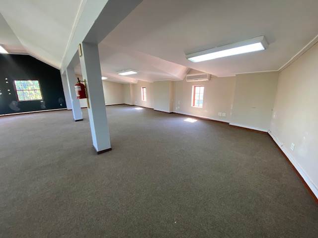 141  m² Office Space in Lyttelton Manor photo number 2