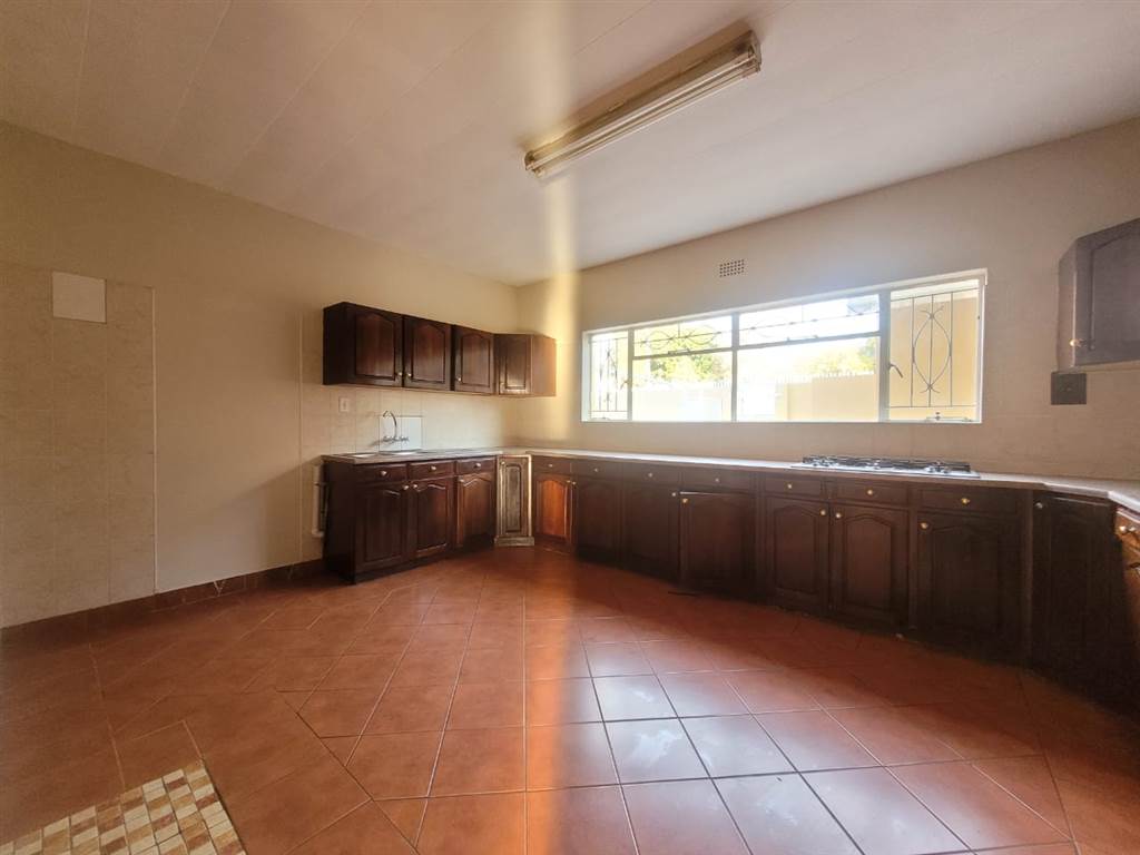 6 Bed House to rent in Rant en Dal RR4218246 Private Property