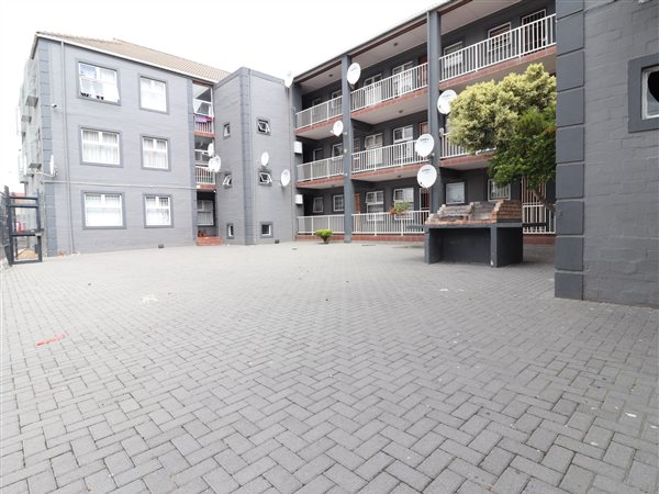2 Bedroom Apartment 2 Bedroom Apartment