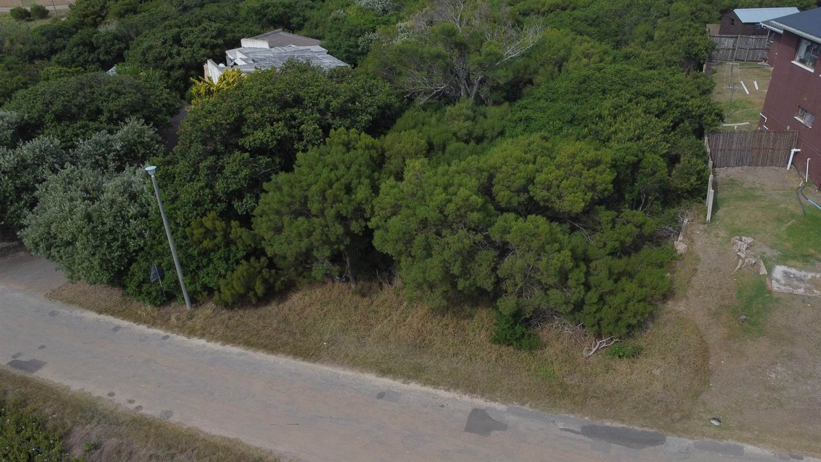 733 m² Land available in Paradise Beach photo number 5