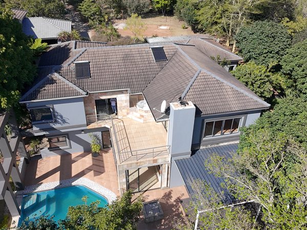 4 Bedroom House 4 Bedroom House