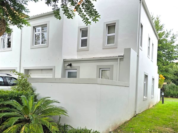3 Bedroom Duplex 3 Bedroom Duplex
