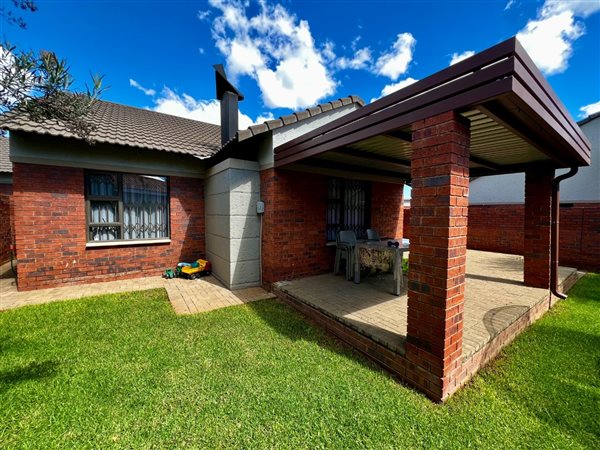 3 Bedroom Townhouse