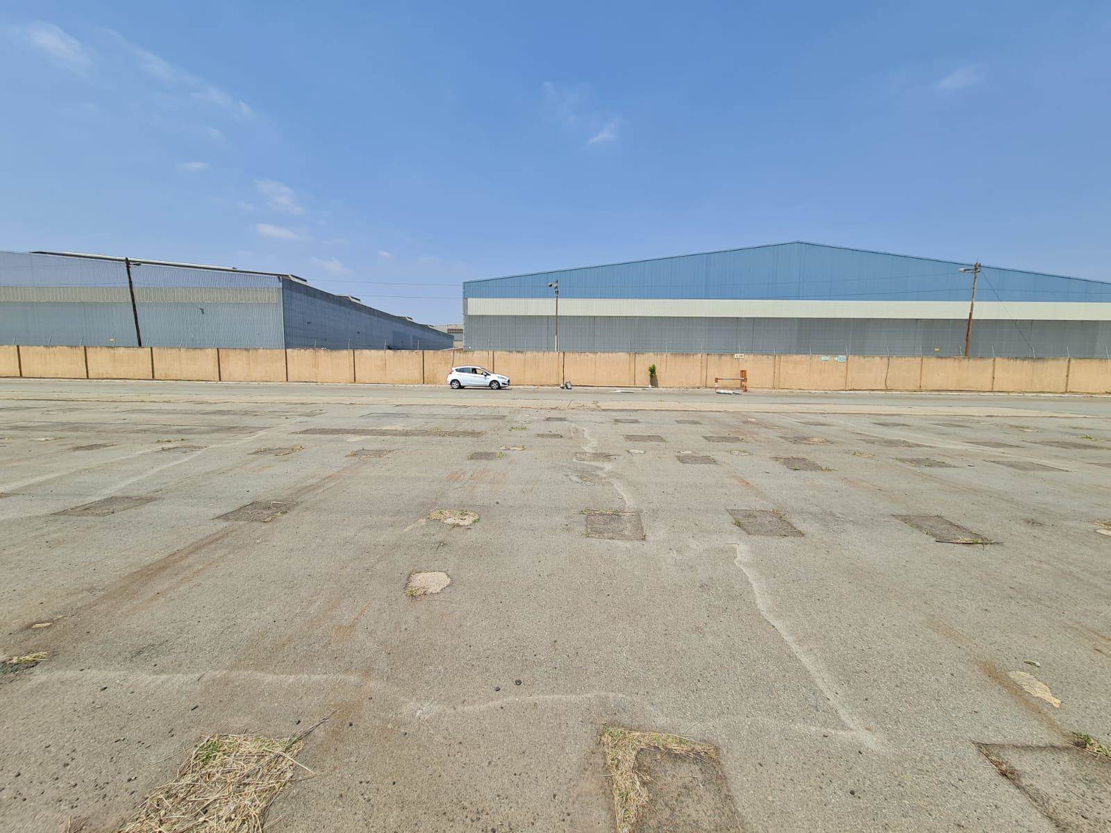 8000  m² Industrial space in Roodekop photo number 4