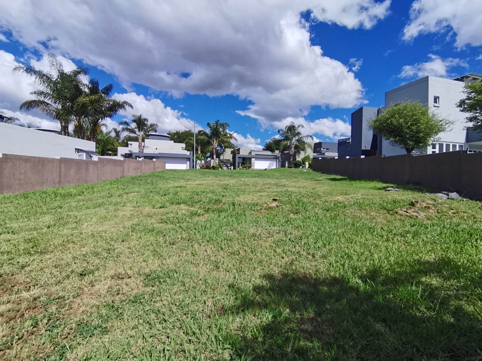 599 m² Land available in Greenstone Hill photo number 5