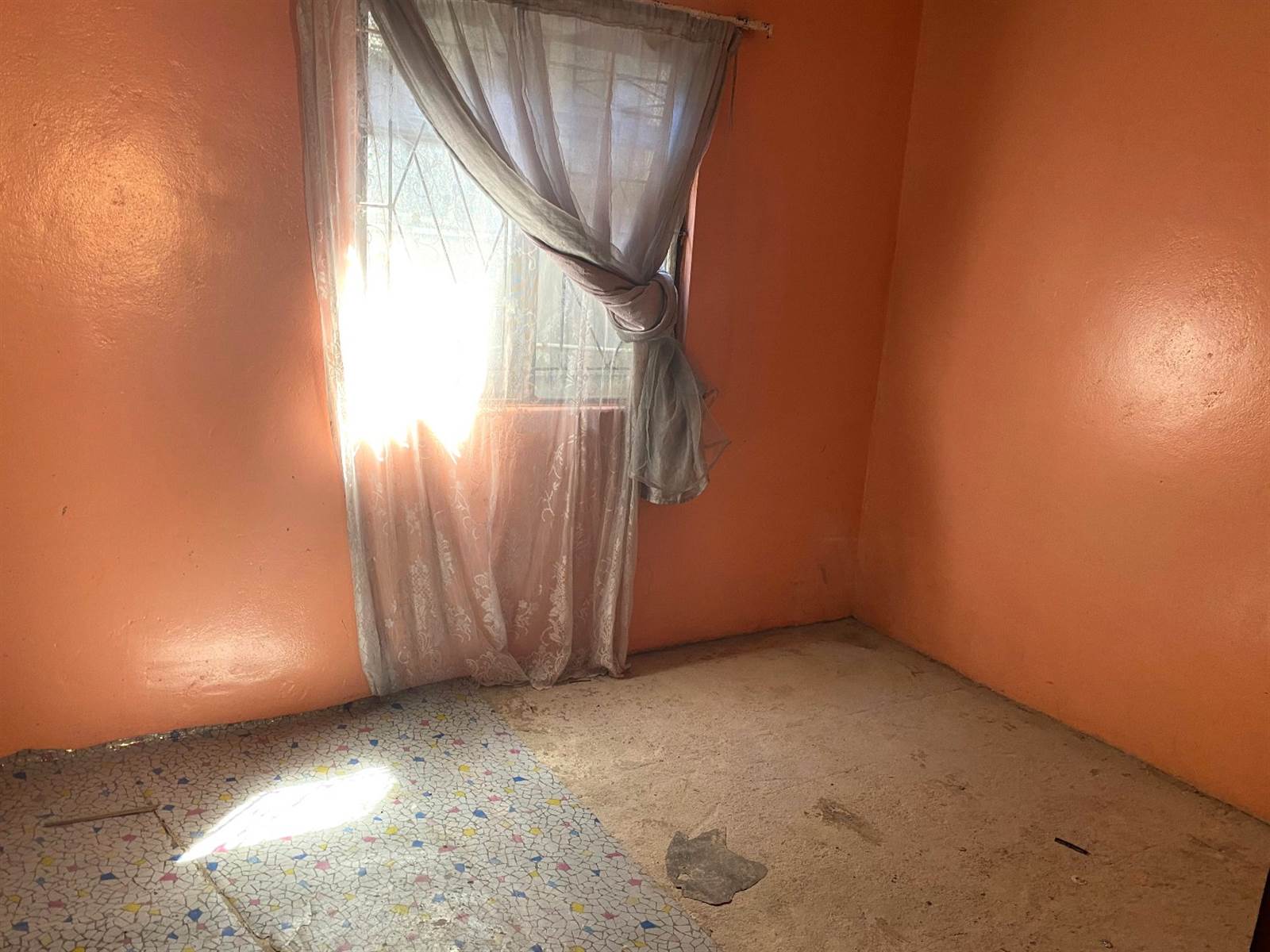 4 Bed House in Khayelitsha photo number 11