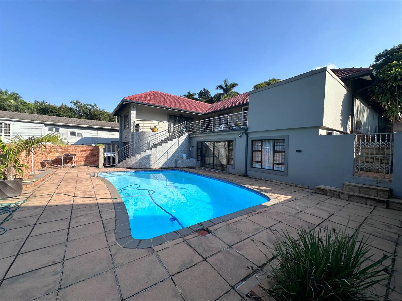 6 Bed House in Durban North photo number 1