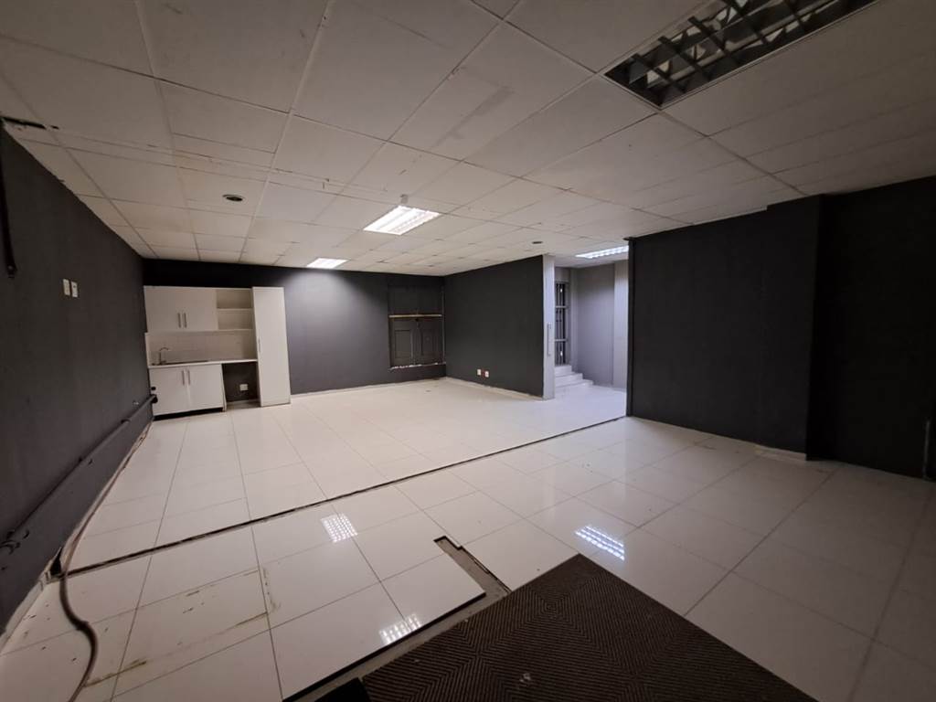Commercial space in Ventersdorp photo number 5