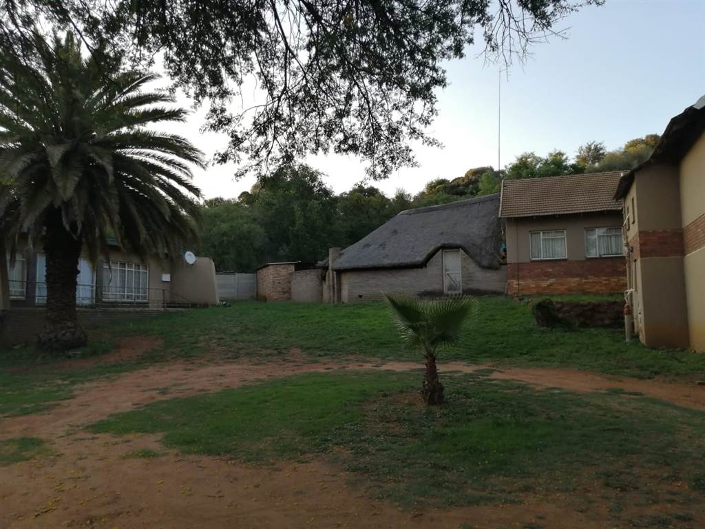 4 Bed House in Oudorp photo number 14