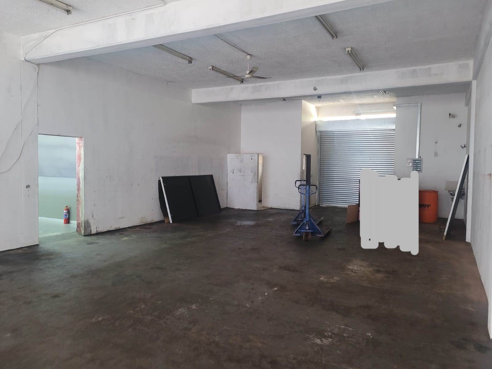 255  m² Industrial space in Rustenburg Central photo number 2
