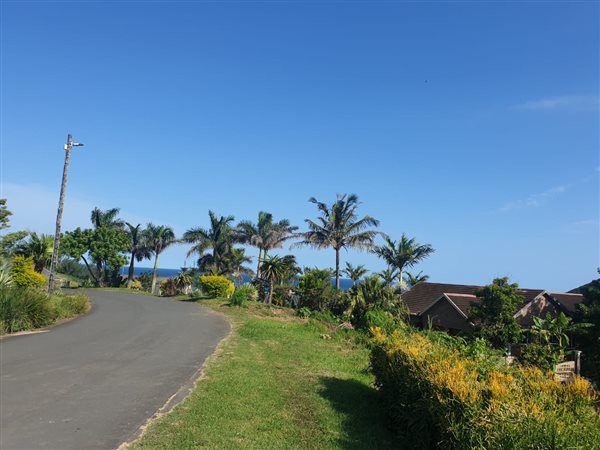 1 313 m² Land