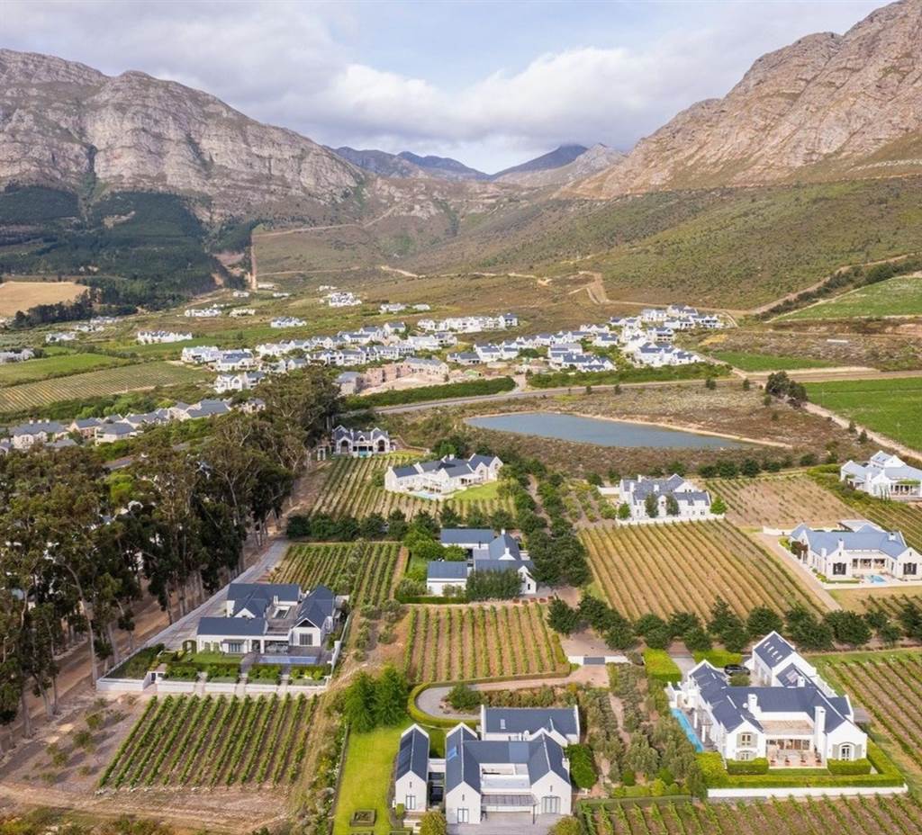 3194 m² Land available in Franschhoek photo number 9