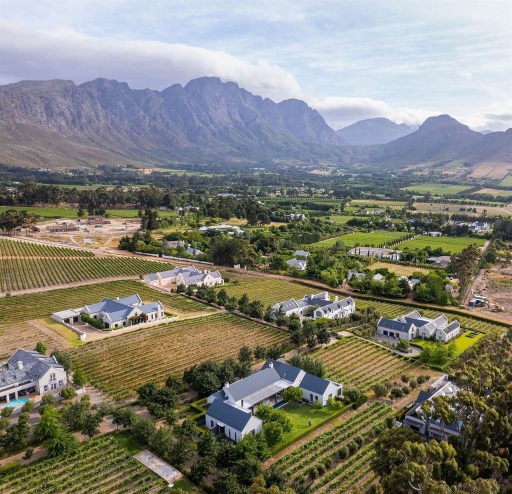 3194 m² Land available in Franschhoek photo number 10