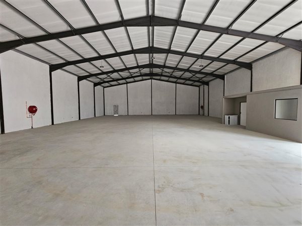 721  m² Industrial space