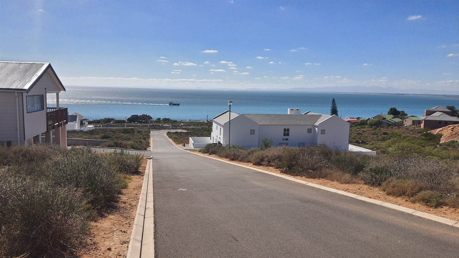 407 m² Land available in St Helena Views photo number 4