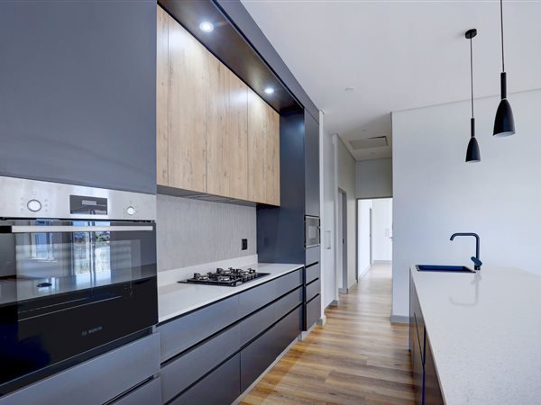 3 Bedroom House 3 Bedroom House