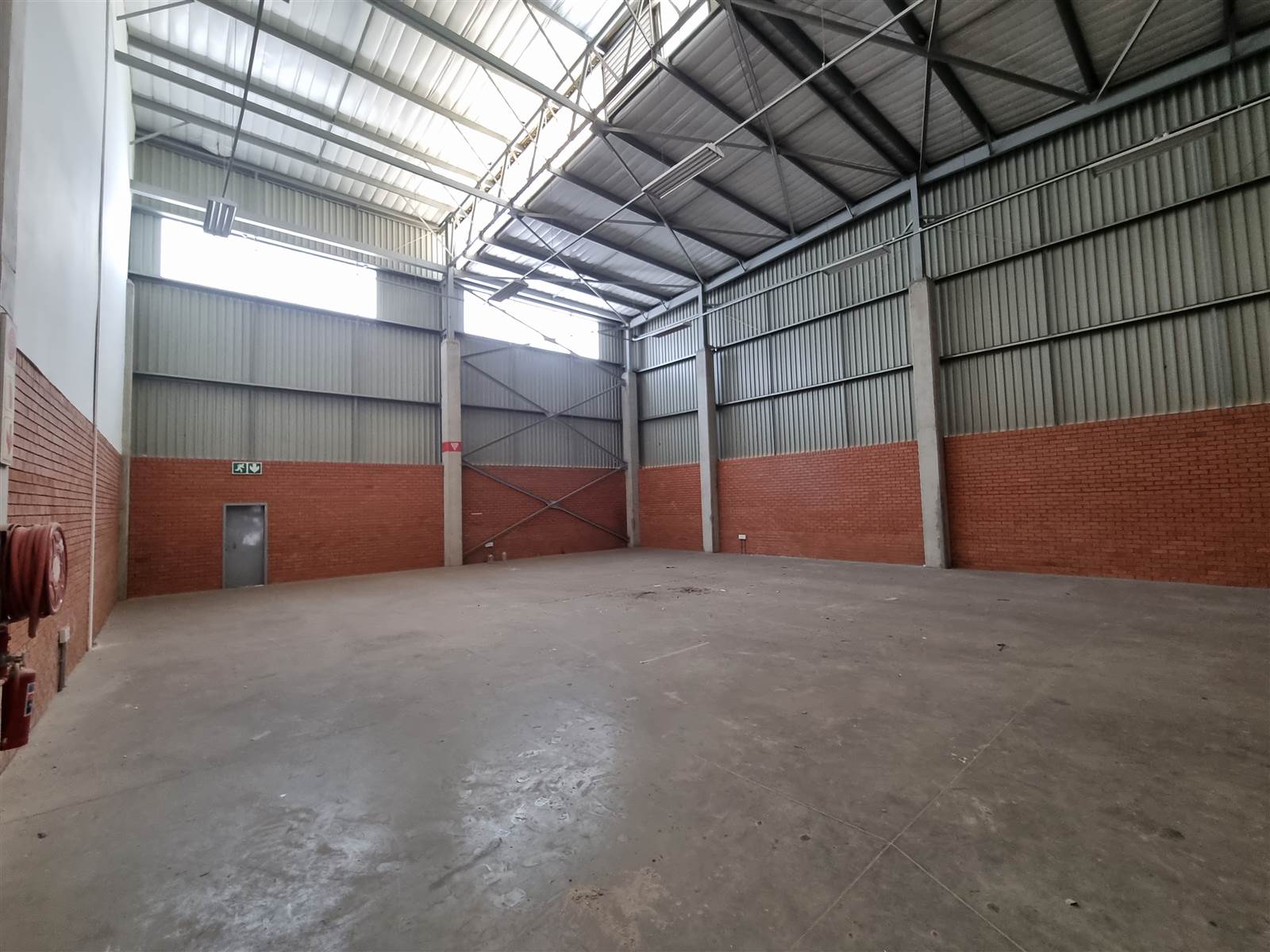 344  m² Industrial space in Linbro Park photo number 5