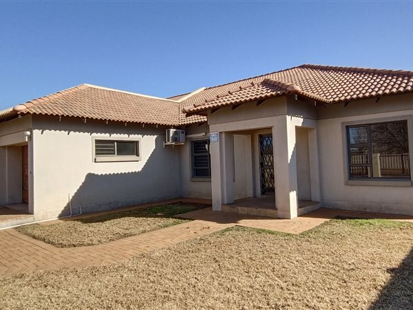 3 Bedroom House 3 Bedroom House