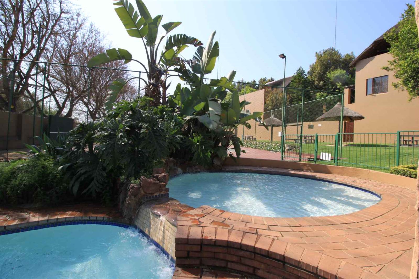 1 Bed Apartment in Douglasdale photo number 24