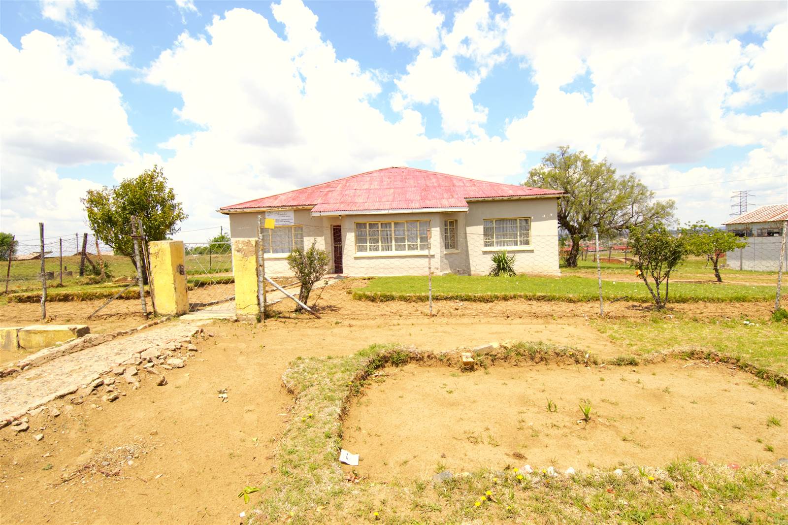 3 Bed House in Tweespruit photo number 11