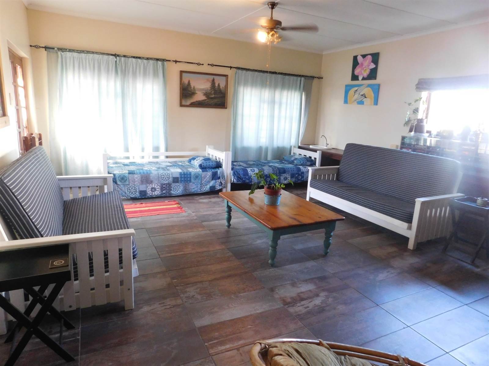 5 Bed House in Jeffreys Bay photo number 7